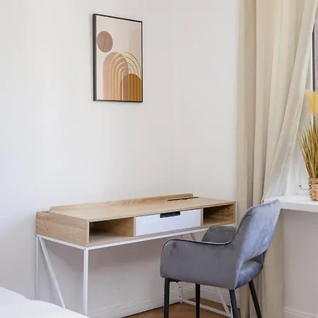 Franciszkanska Old Town 2-bedroom Family With Bath